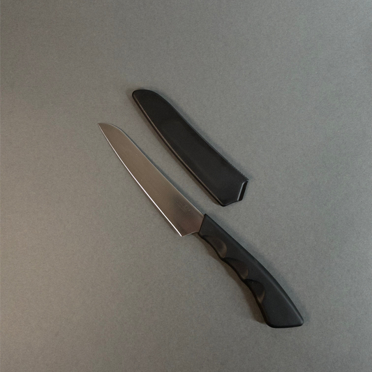 KAI Fruktkniv med slire 12 cm