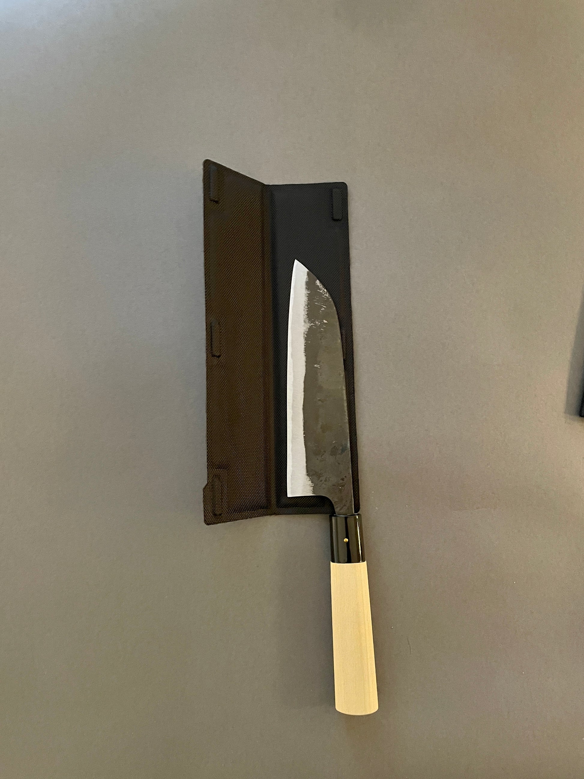 KAI magnetisk knivbeskytter medium