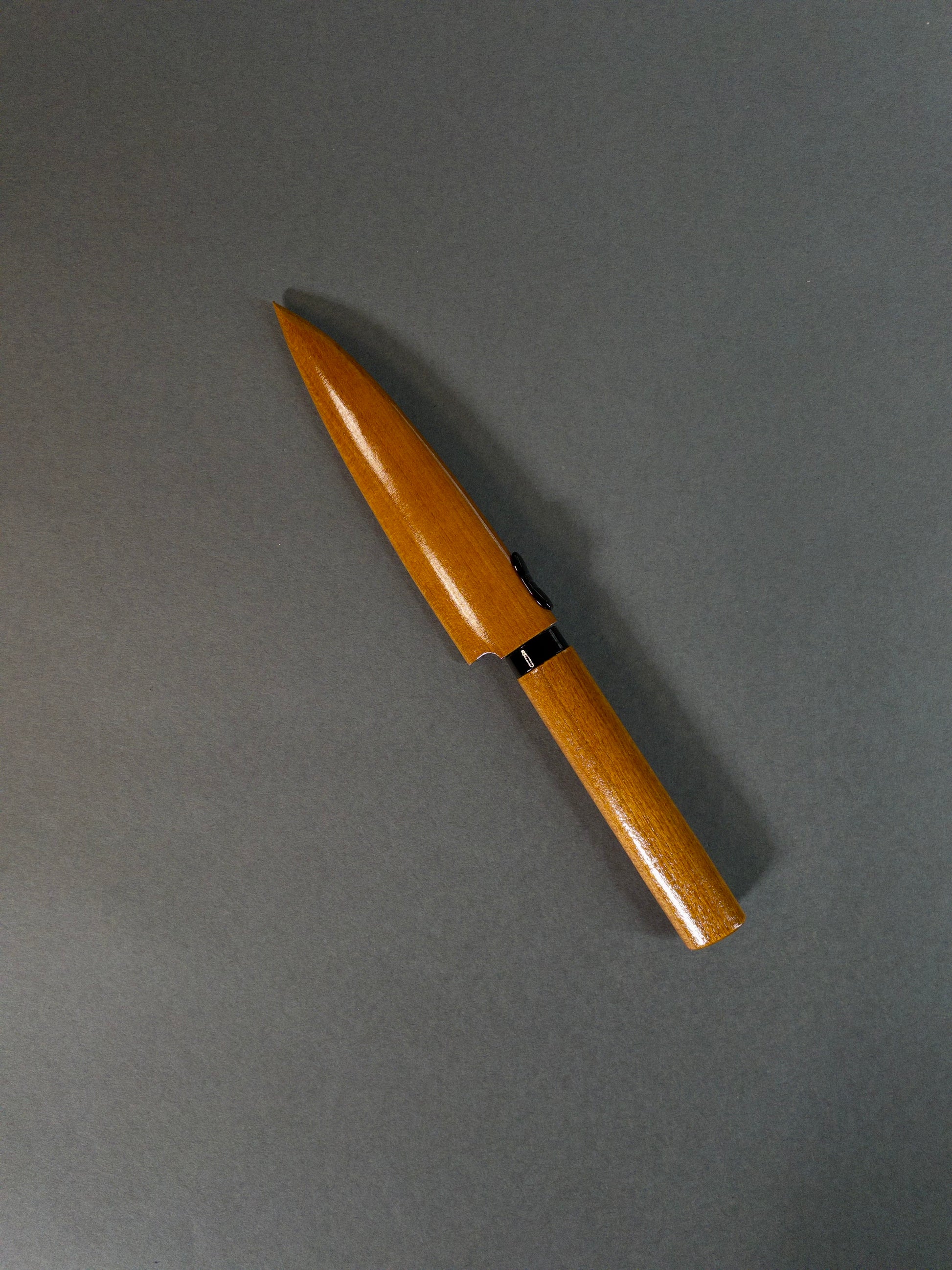 KAI Fruktkniv med slire 9,4 cm