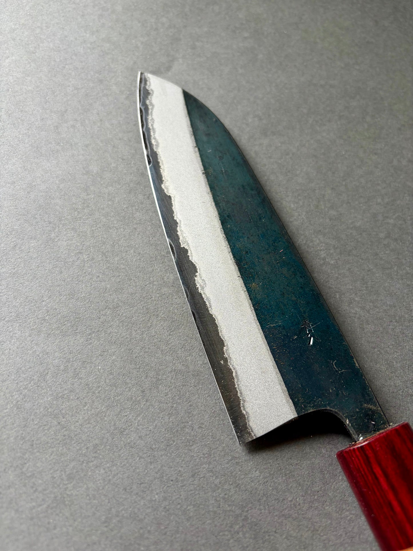 Muneishi – Santoku 165mm Aogami Blue #2 Cherry red Handle